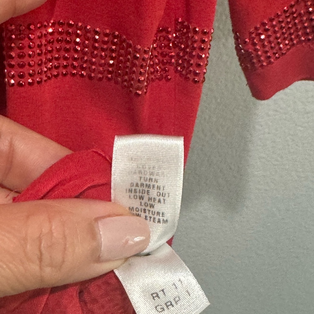 Short-Sleeve Stretch Rhinestone Top - Picture 4 of 5
